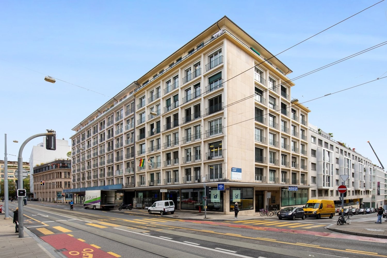 218m² Büro, Foto 1 von 10