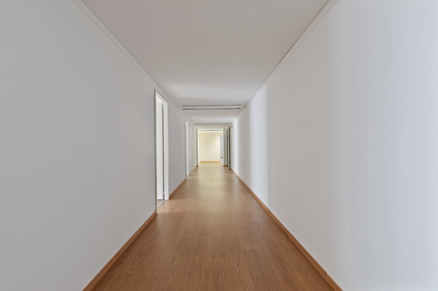 218m² Büro, Foto 9 von 10