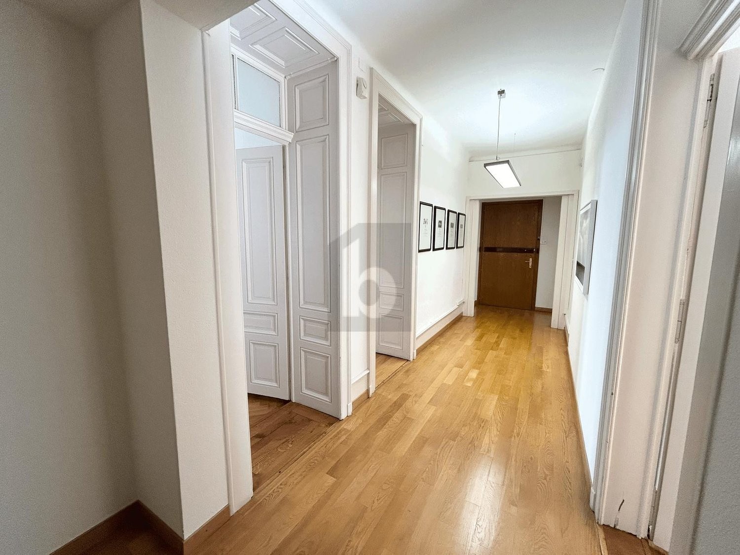 100m² Büro, Foto 3 von 4