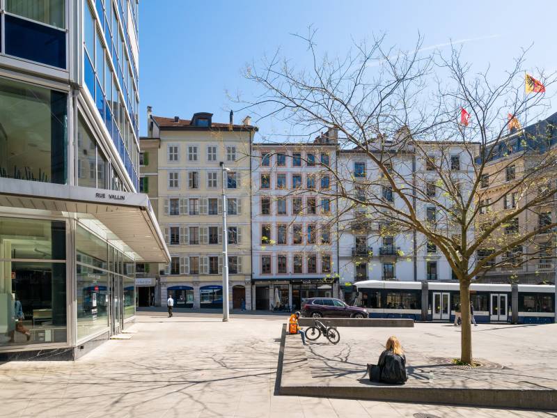 156m² Büro, Foto 1 von 4