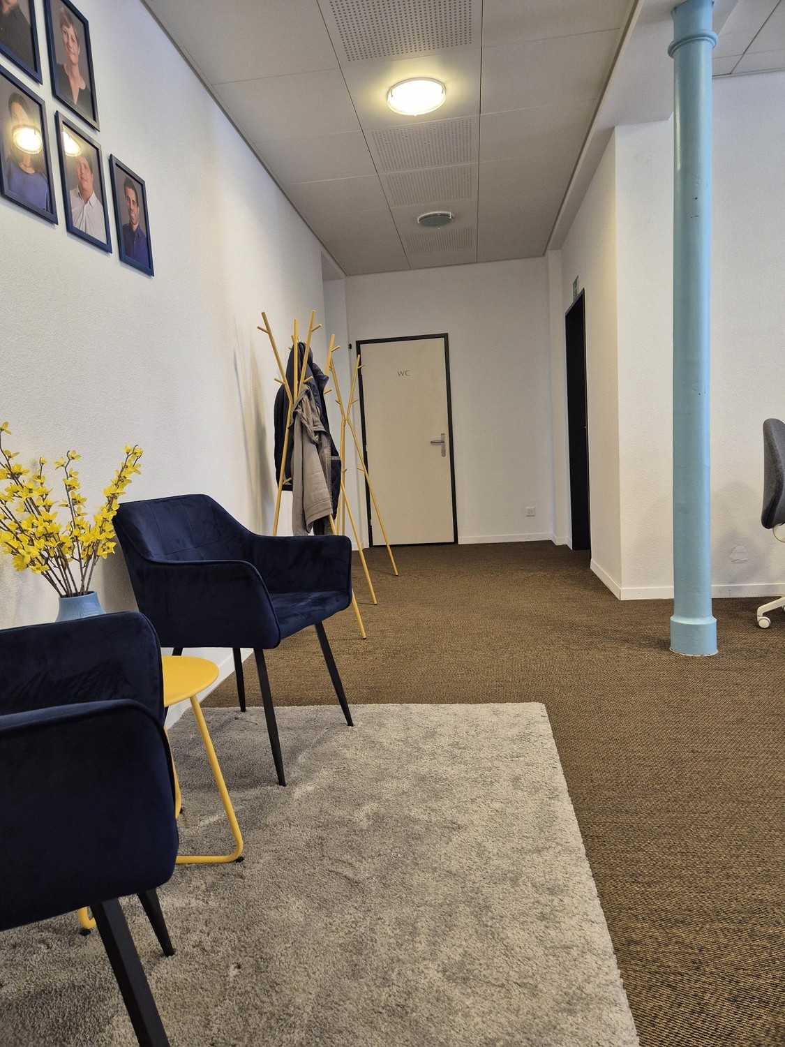 97m² office