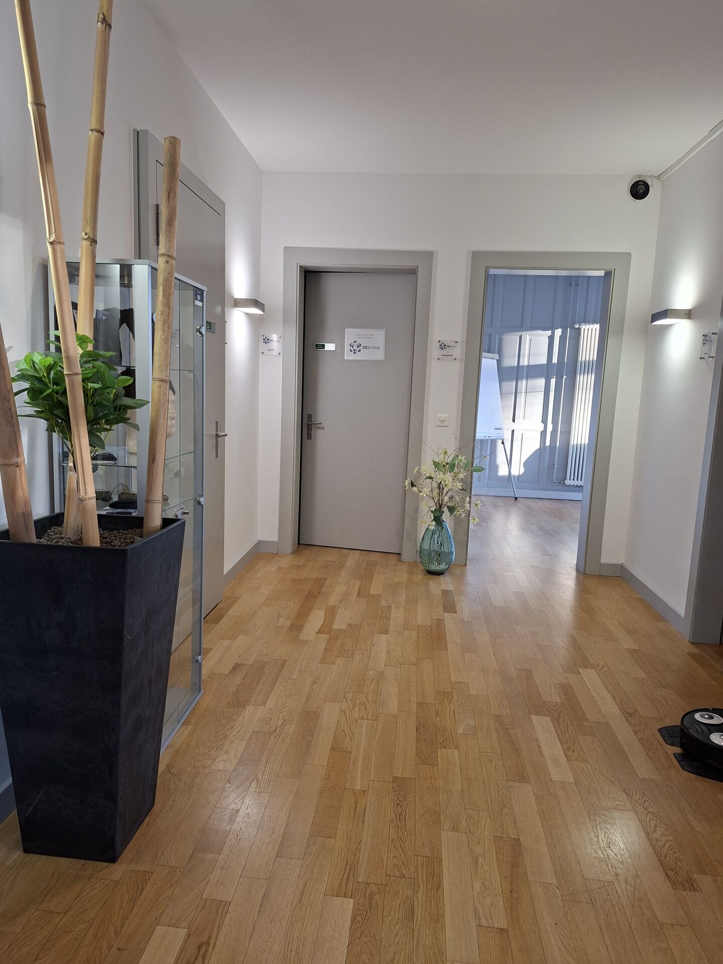 260m² office, Foto 1 von 5