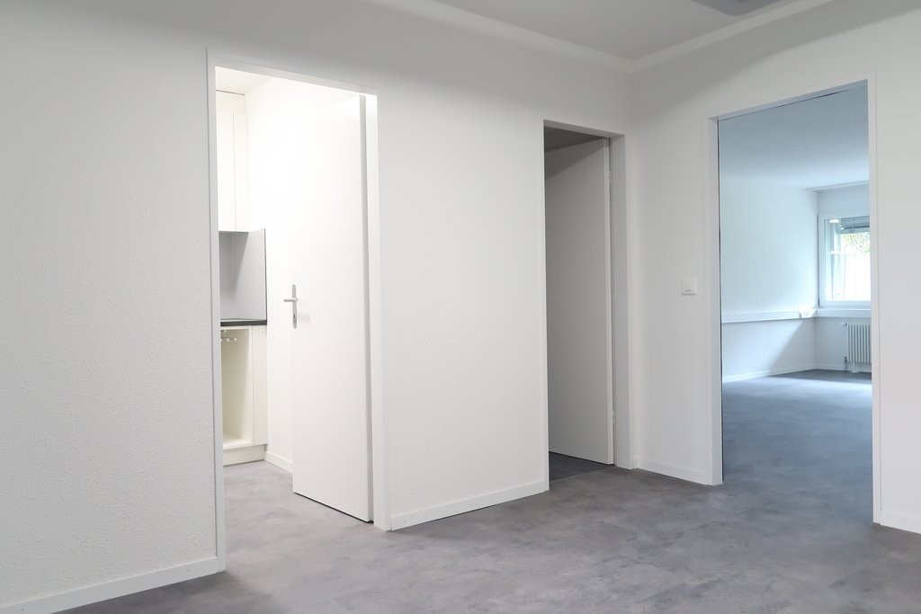 75m² office