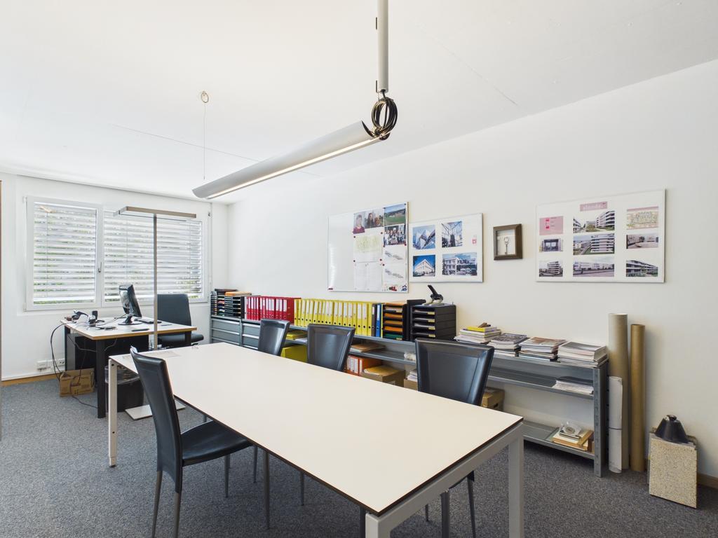 190m² office, photo 3 of 10
