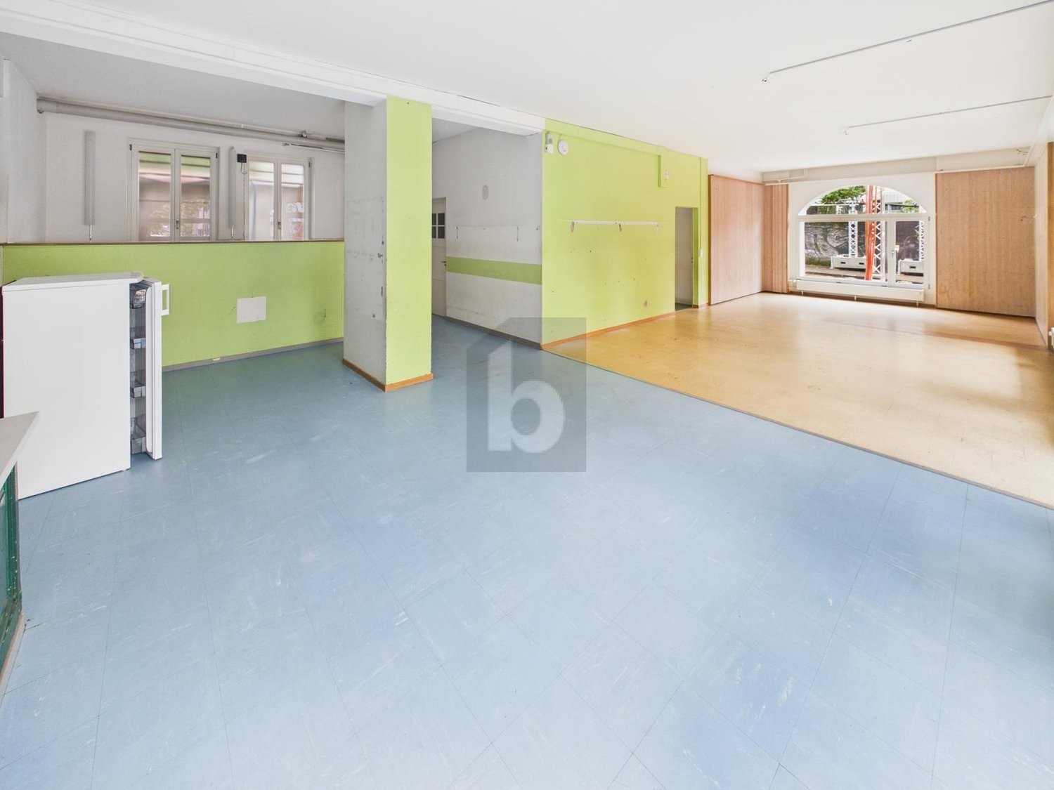 171m² office, photo 1 of 4
