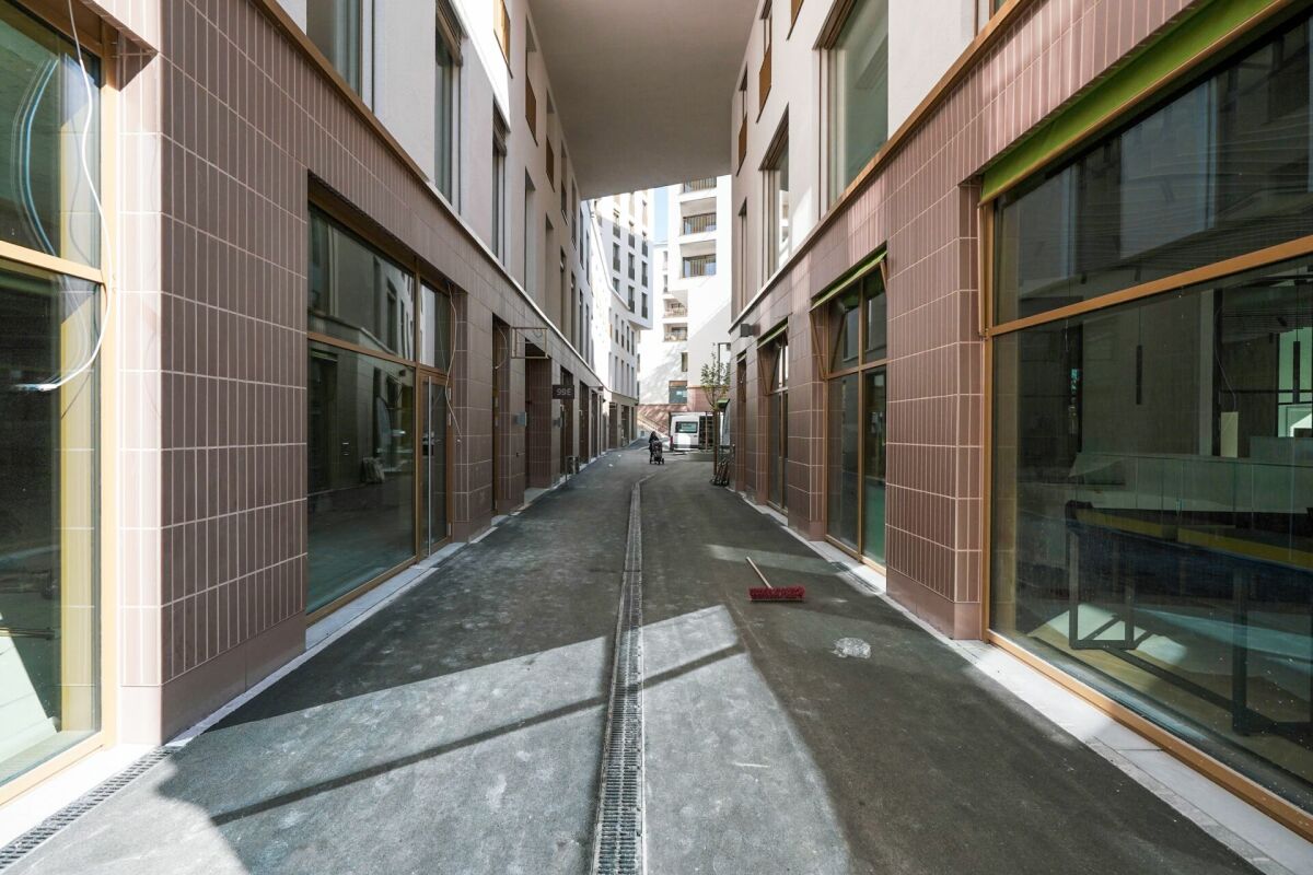 470m² commerciale