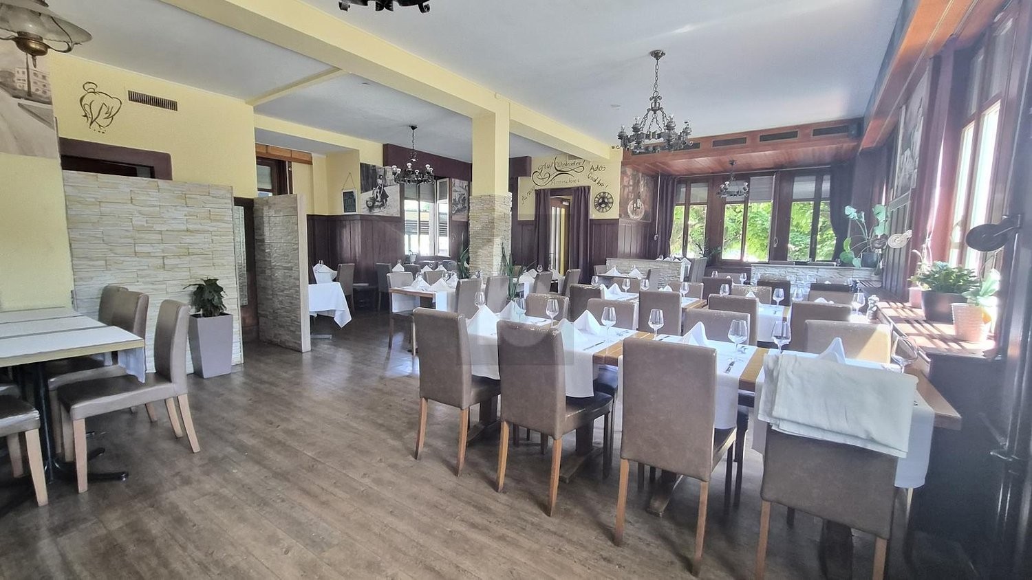 235m² restaurant