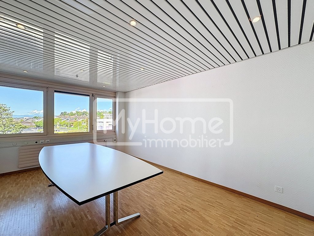 104m² Laden