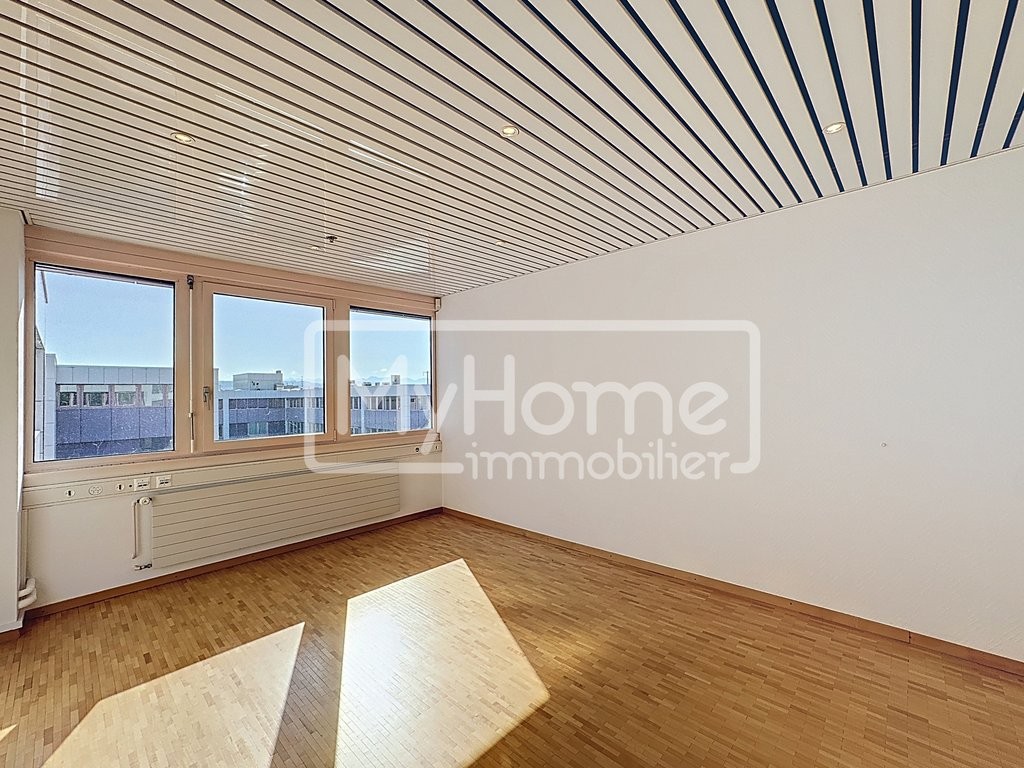 104m² Laden