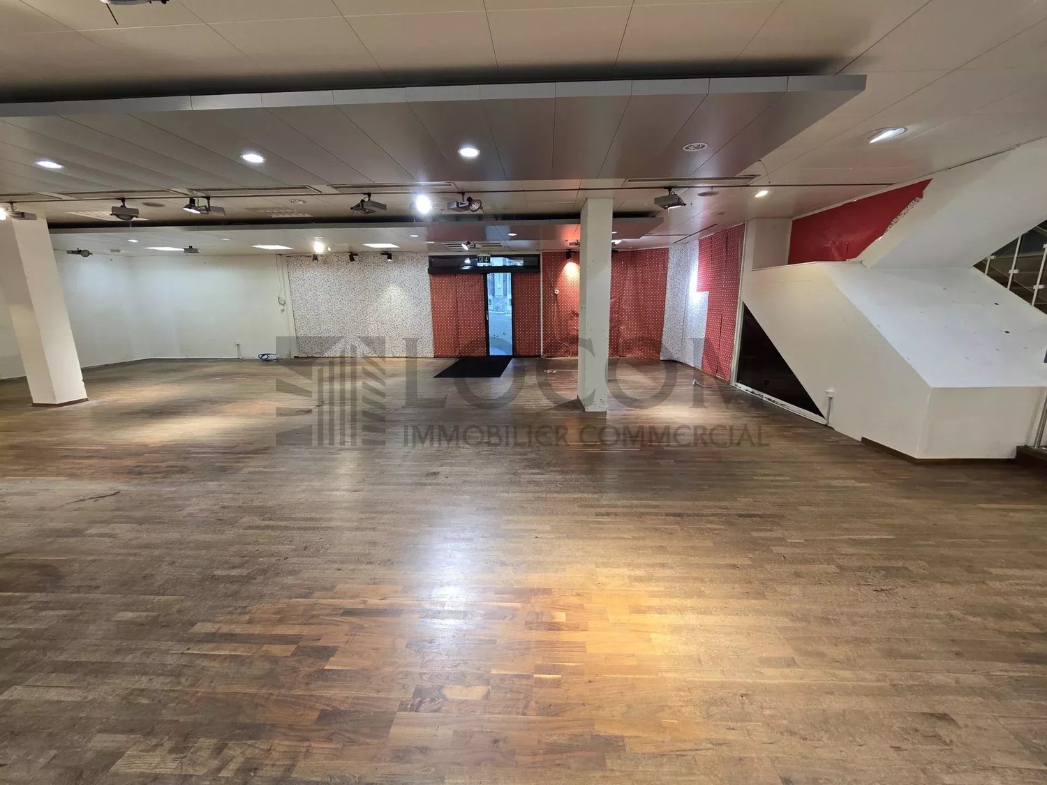 564m² Geschäft