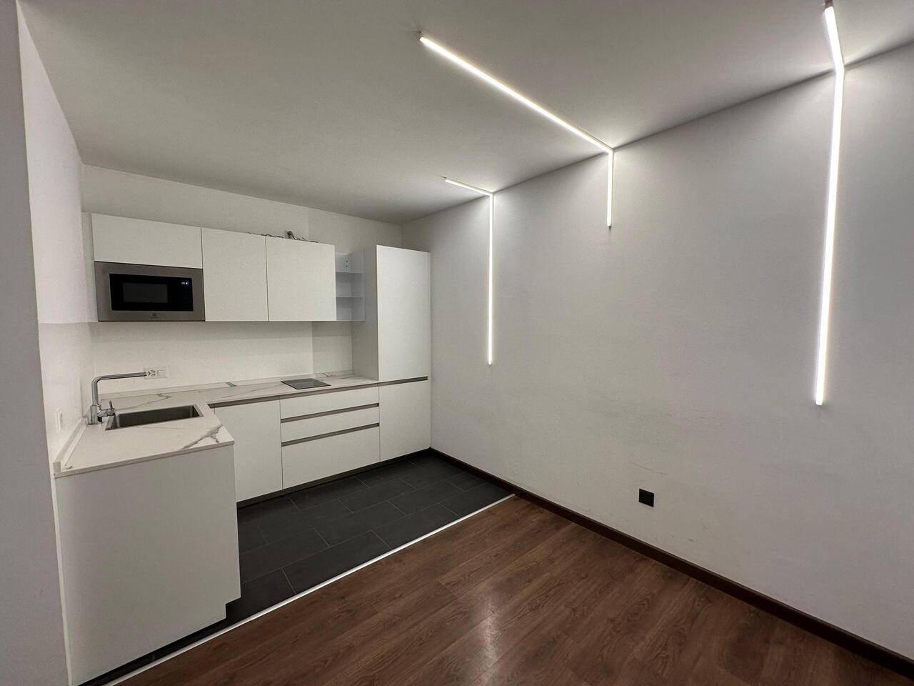 440m² office, Foto 5 von 9