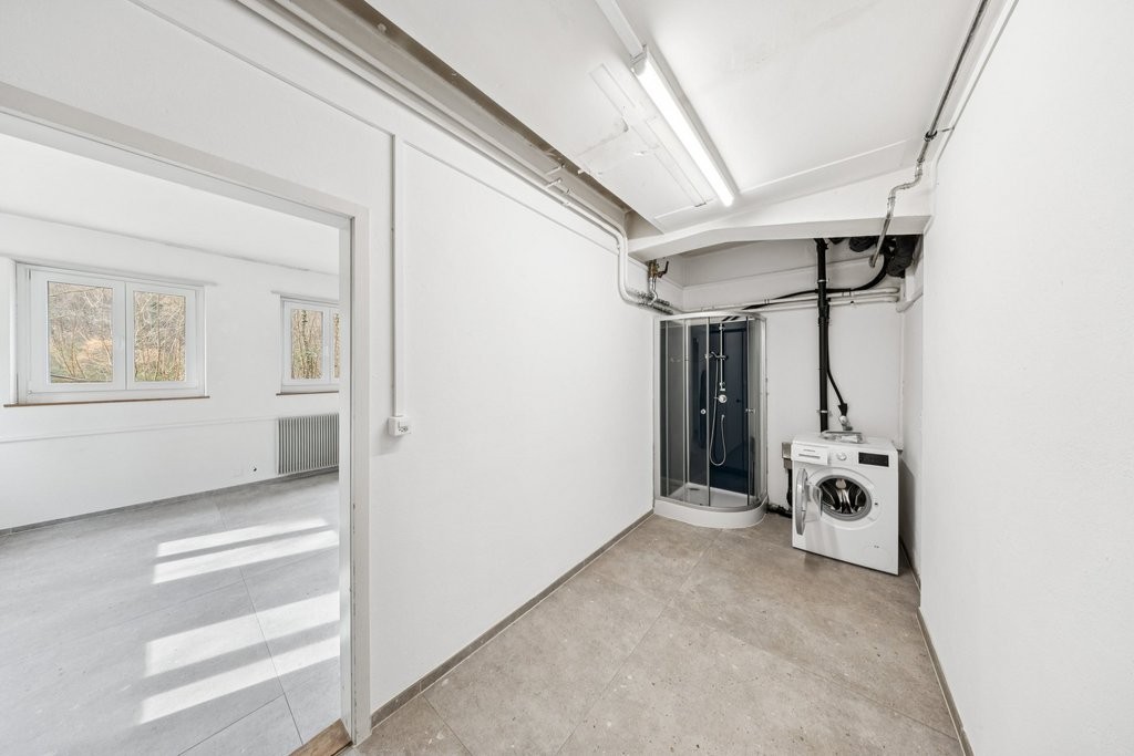 130m² commerciale, foto 10 di 10