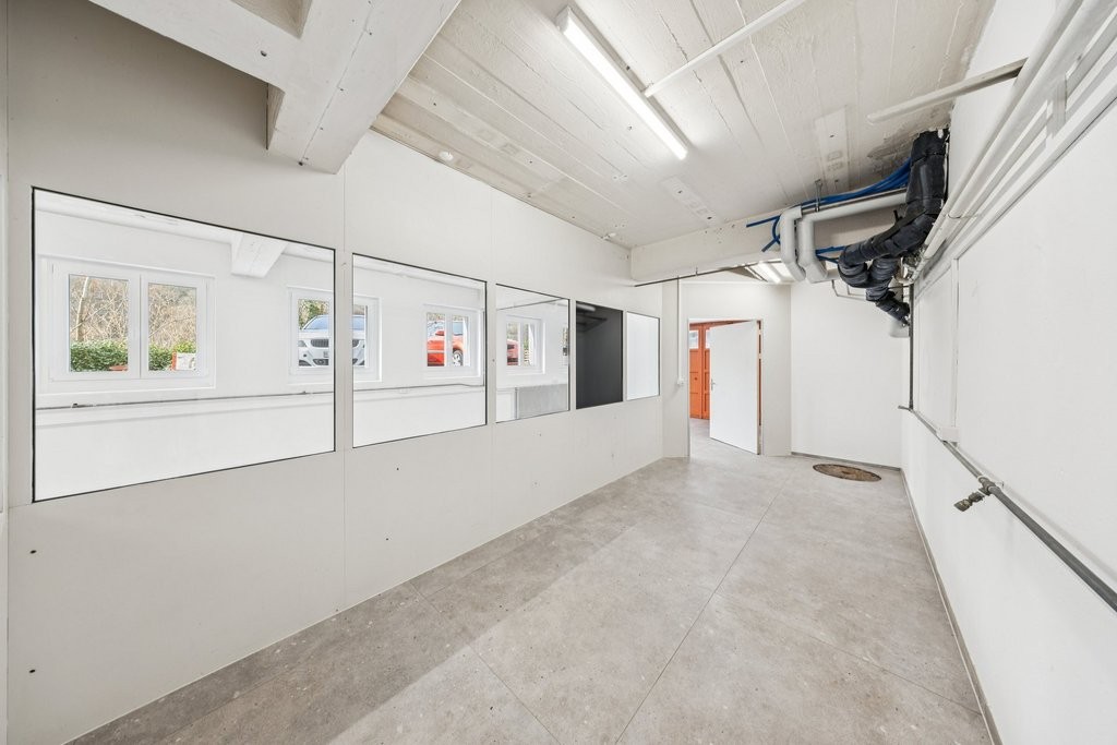 130m² commerciale, foto 7 di 10