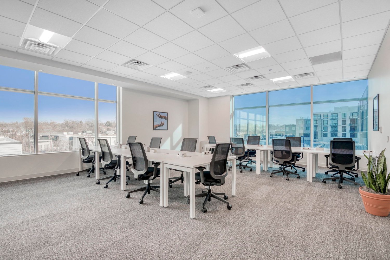 300m² office, photo 7 of 10