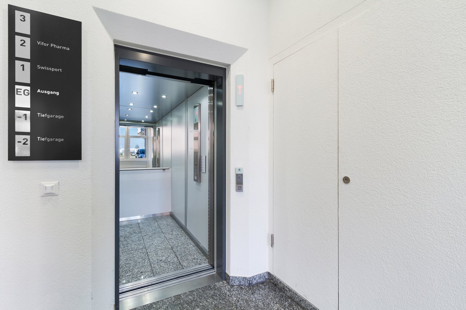 851m² office, Foto 7 von 10
