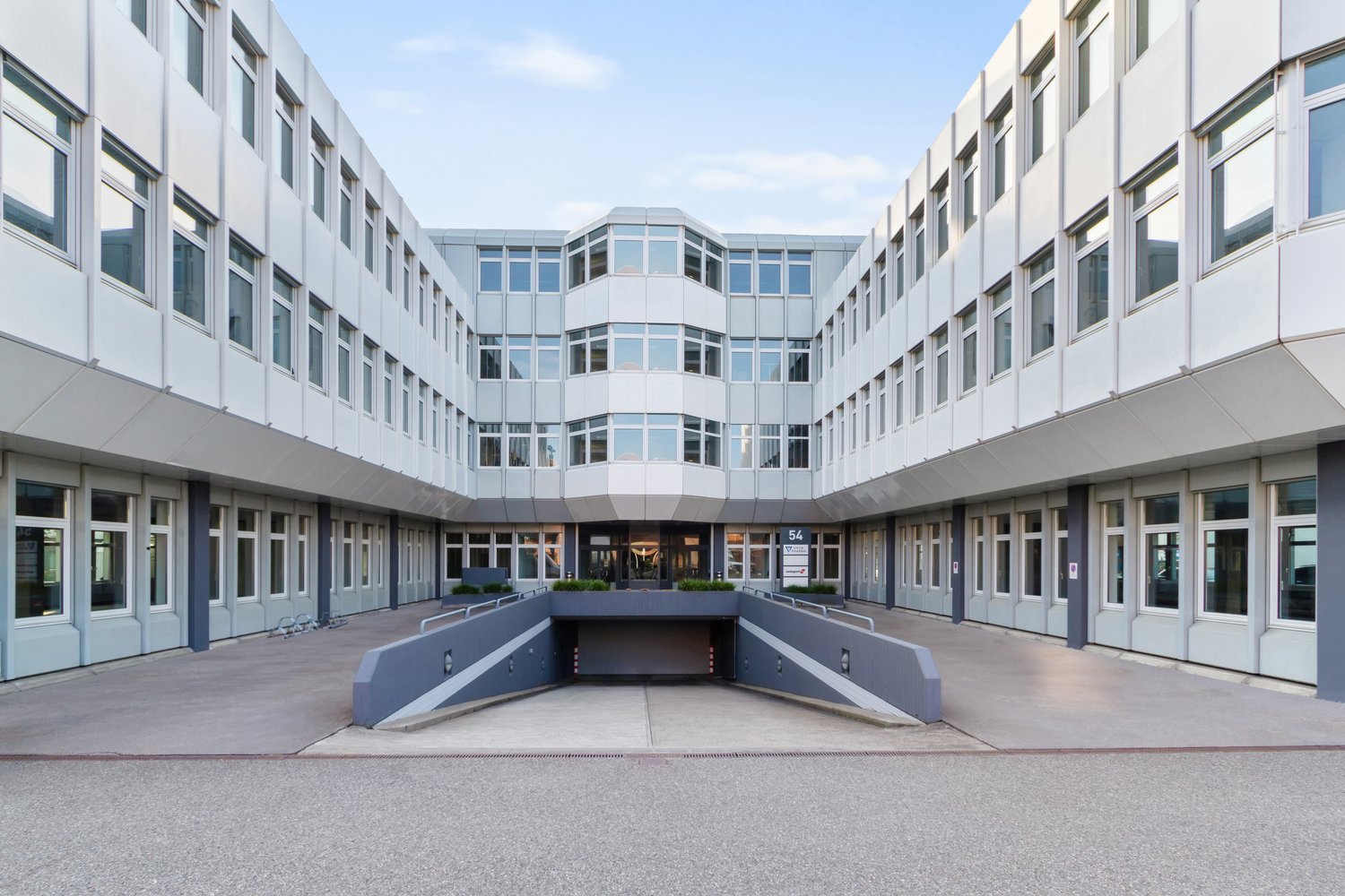 851m² office, Foto 1 von 10
