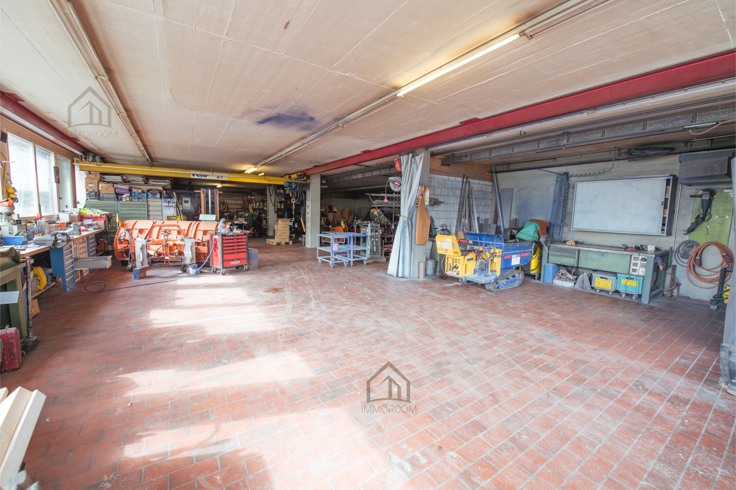 450m² industrial object, Foto 1 von 8