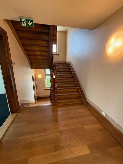356m² office