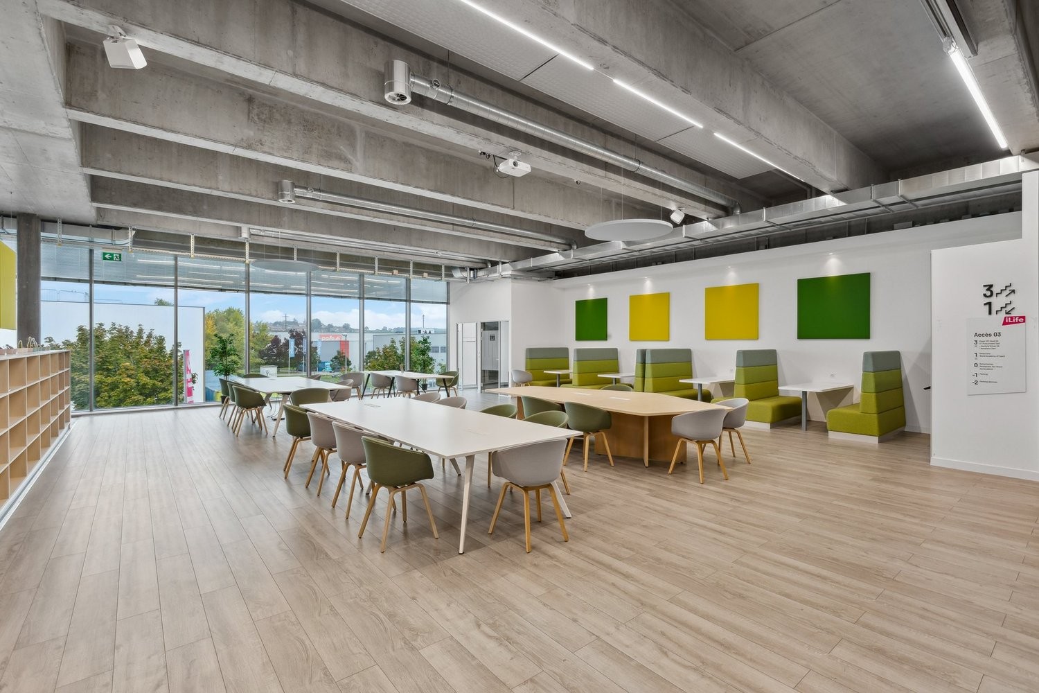 726m² Wohn- / Geschäftsgebäude, Foto 1 von 6