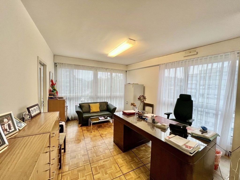 90m² ufficio, foto 1 di 8