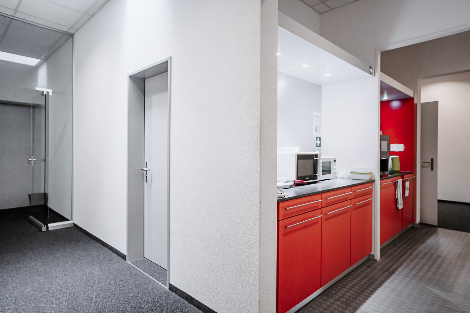 18m² office