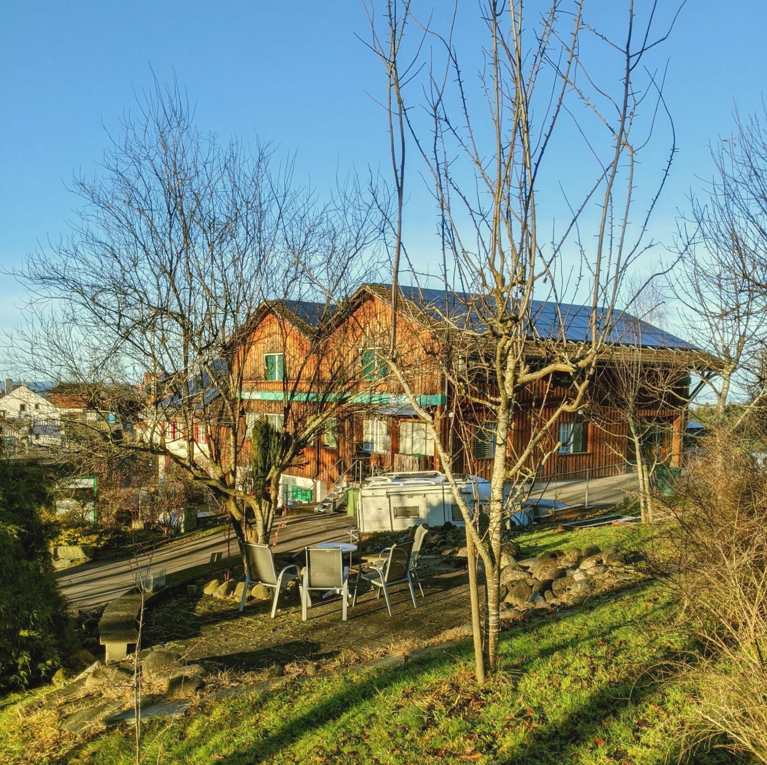 235m² office