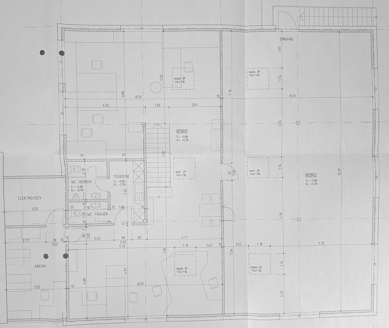 235m² office