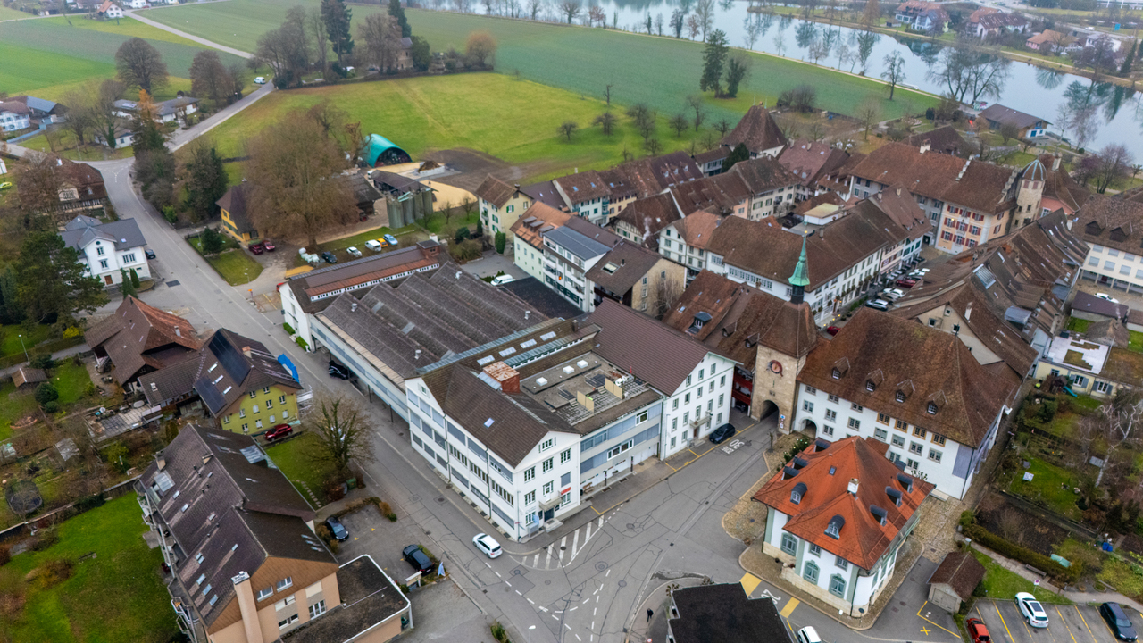 220m² commercial, Foto 1 von 7