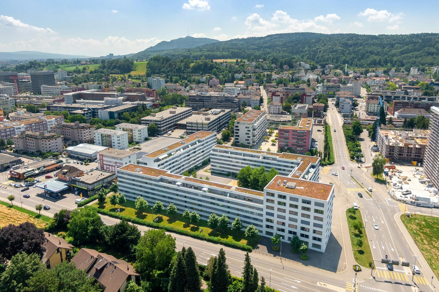 426m² office