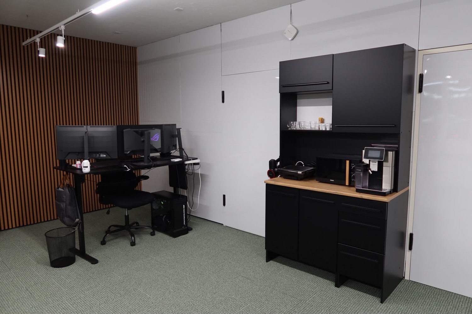 Office, Foto 9 von 10
