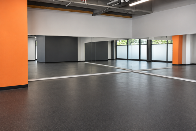 175m² shop