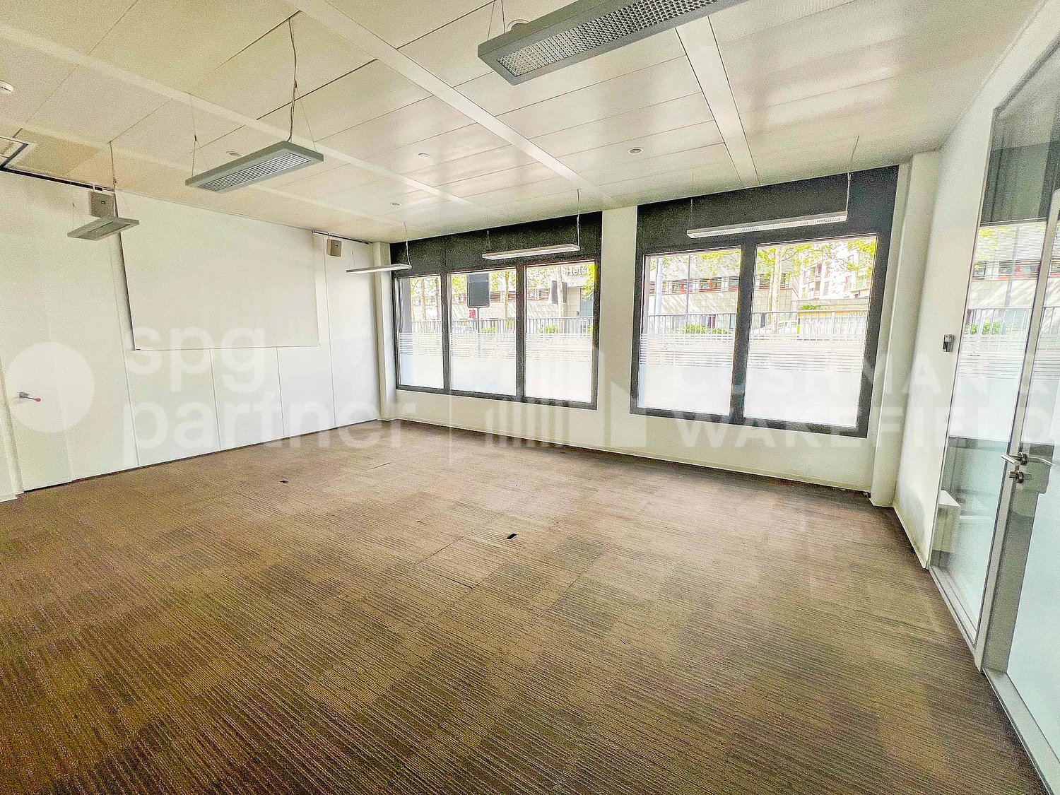 259m² Büro