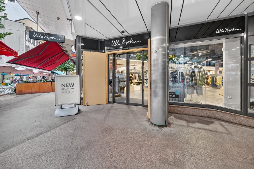 308m² shop, photo 1 sur 10