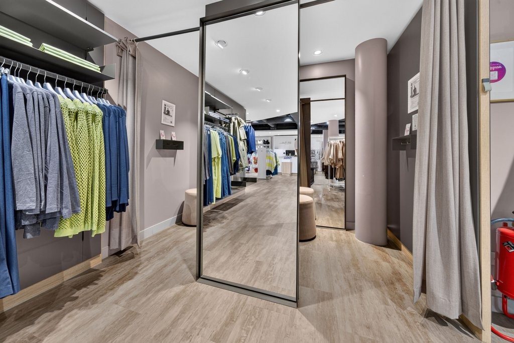 308m² shop, photo 6 sur 10