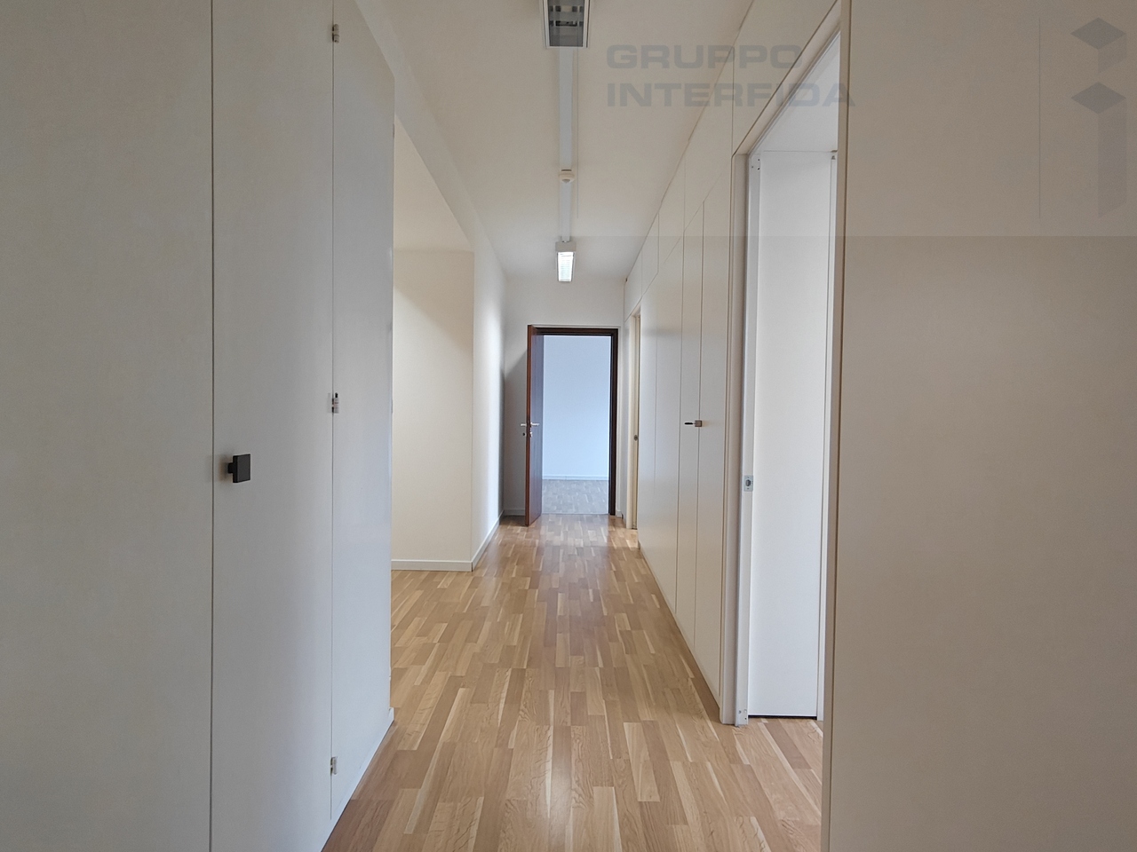 167m² Büro, Foto 7 von 8