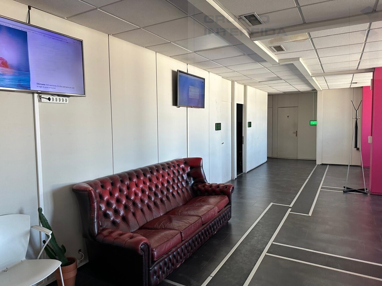 332m² Büro