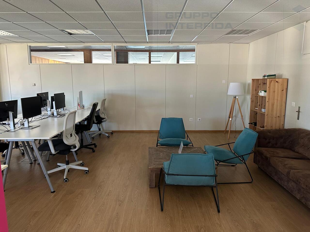 332m² Büro