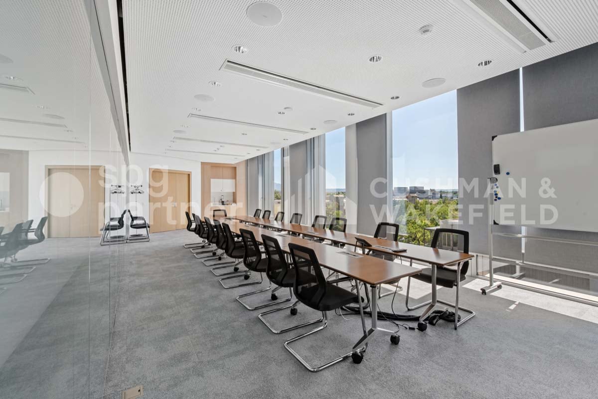 1200m² Büro