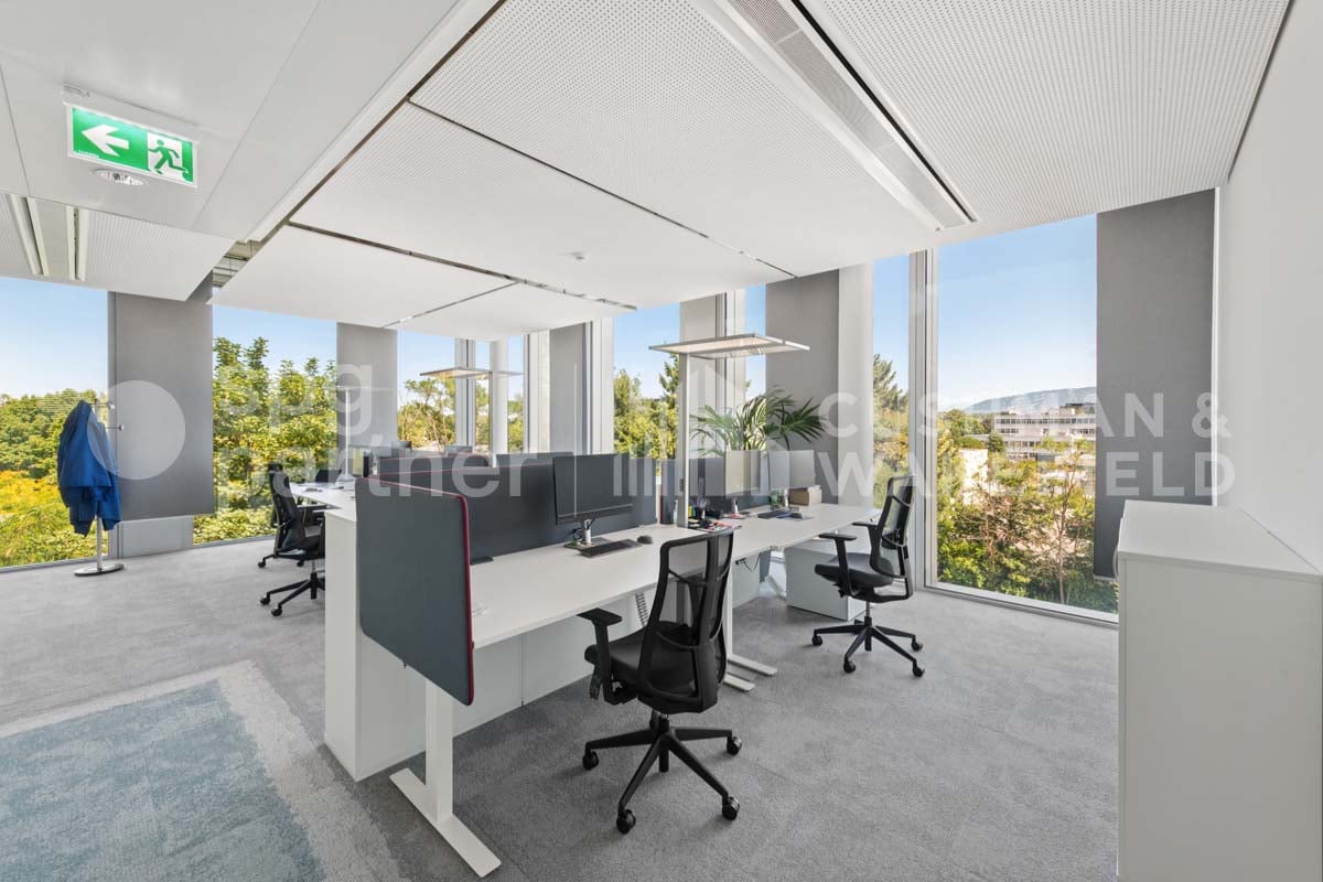 1200m² Büro