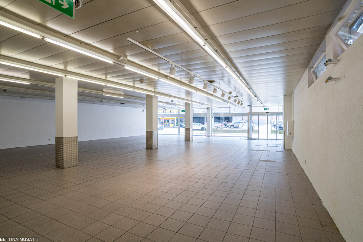 Shop, Foto 1 von 10