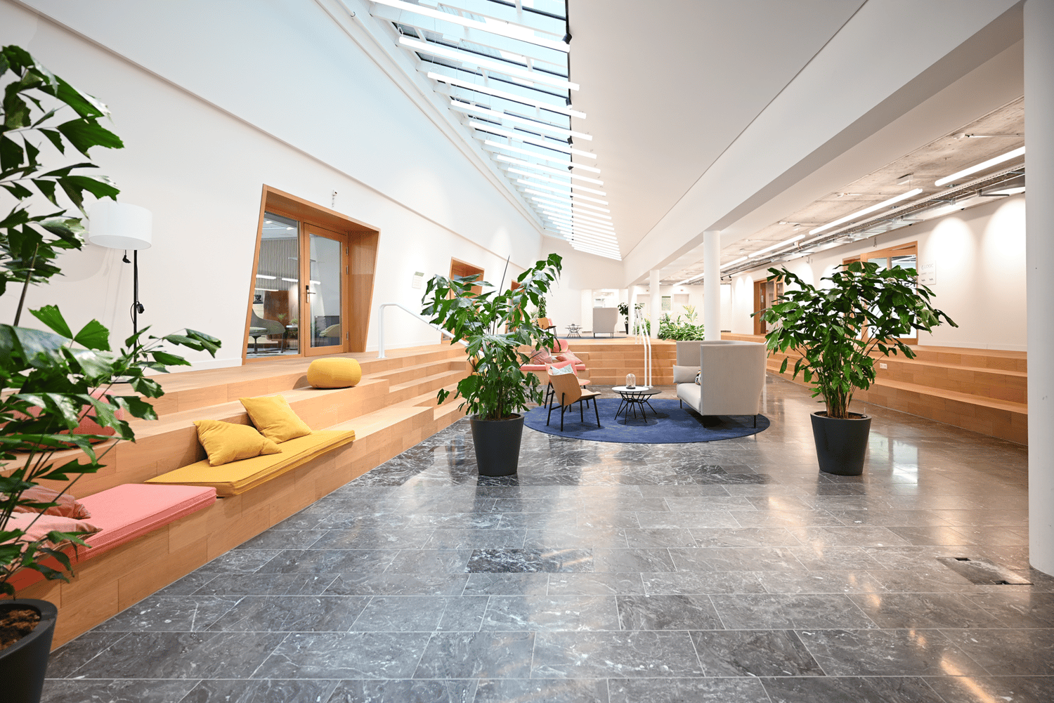 135m² commercial, Foto 1 von 10