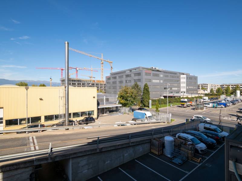 146m² Industrieobjekt, Foto 2 von 2