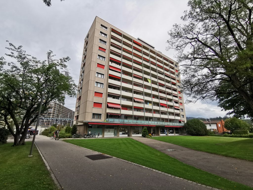 86m² sports hall