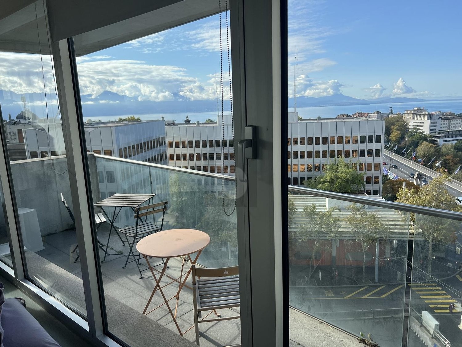 415m² Büro, Foto 2 von 4