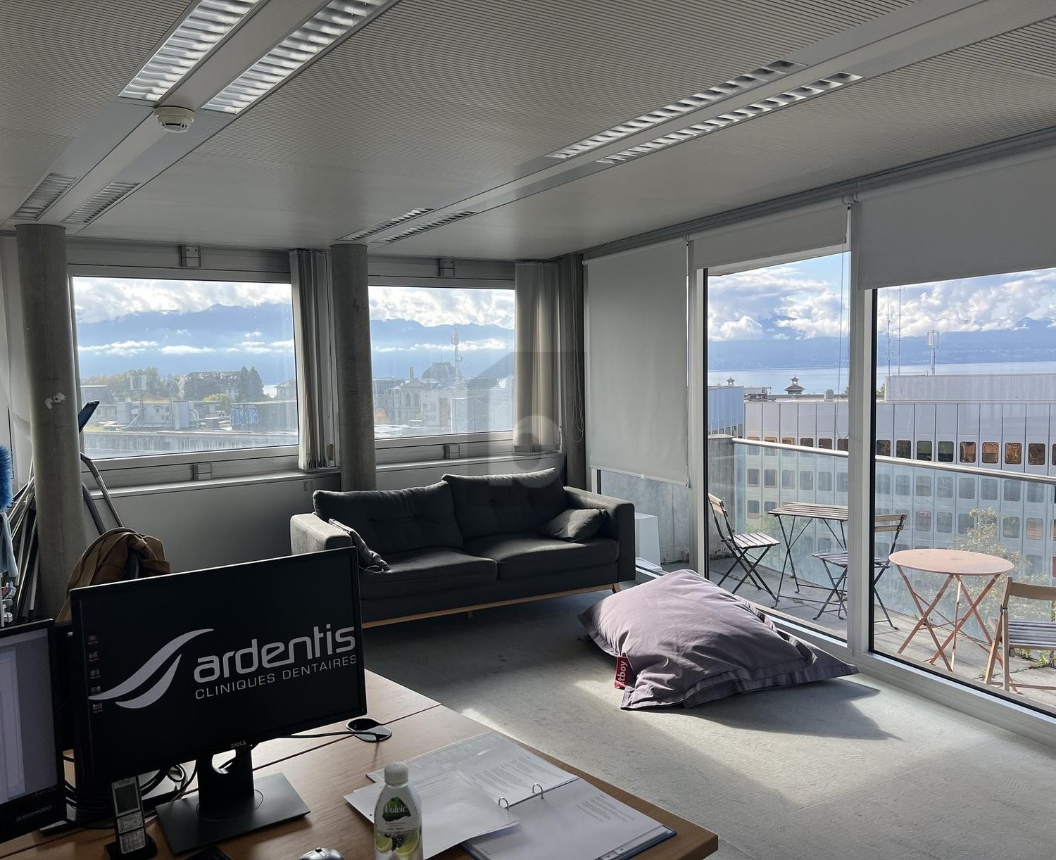 415m² Büro, Foto 3 von 4