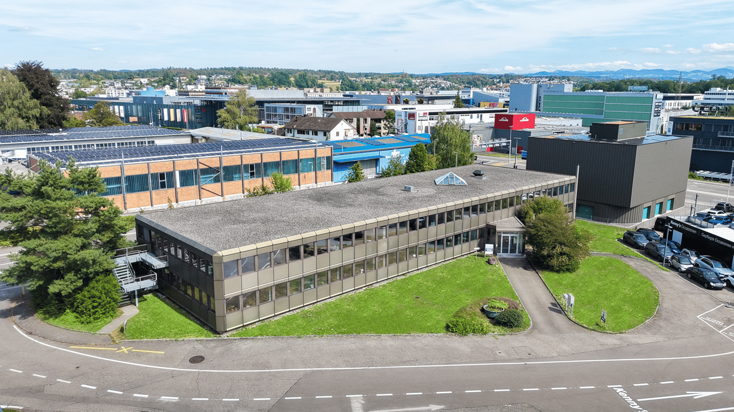 148m² office