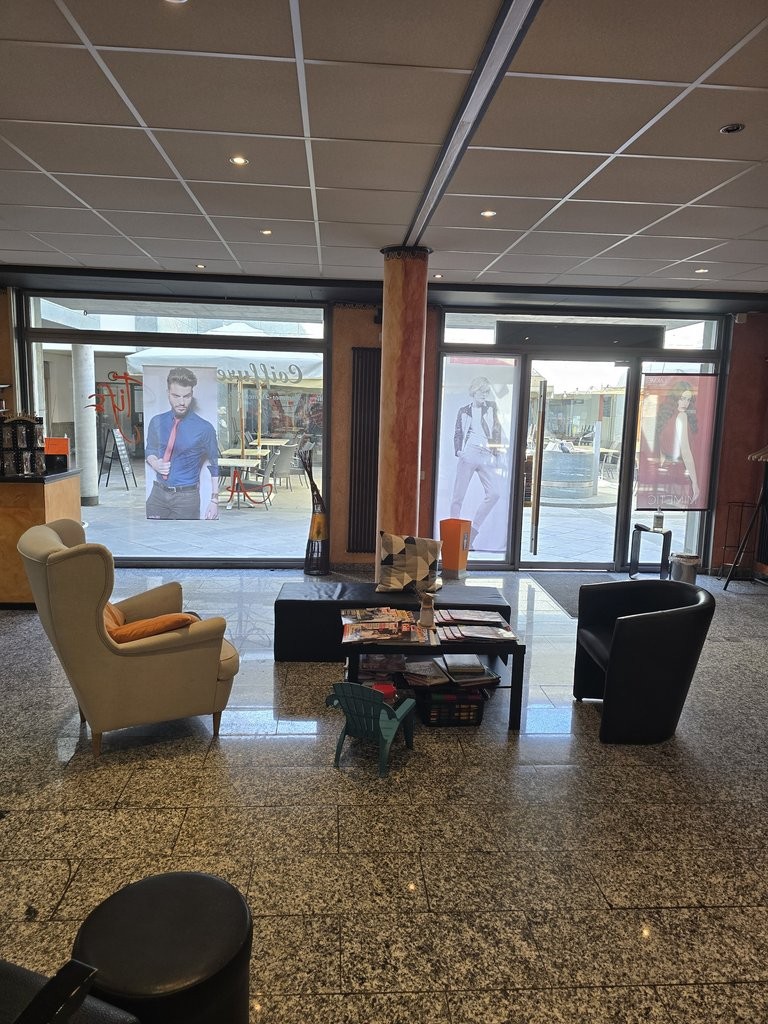 71m² Laden