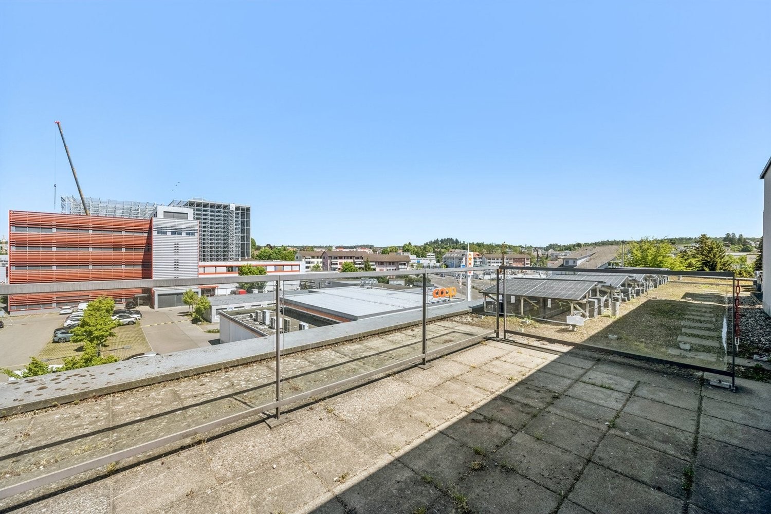174m² office
