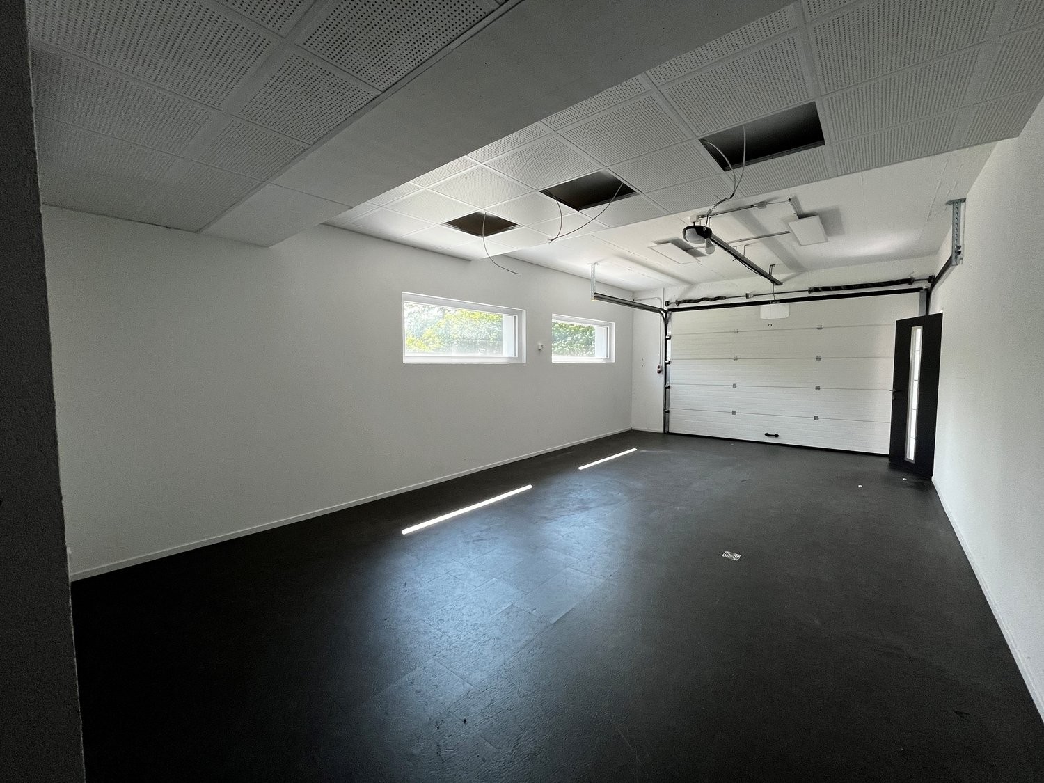 118m² office