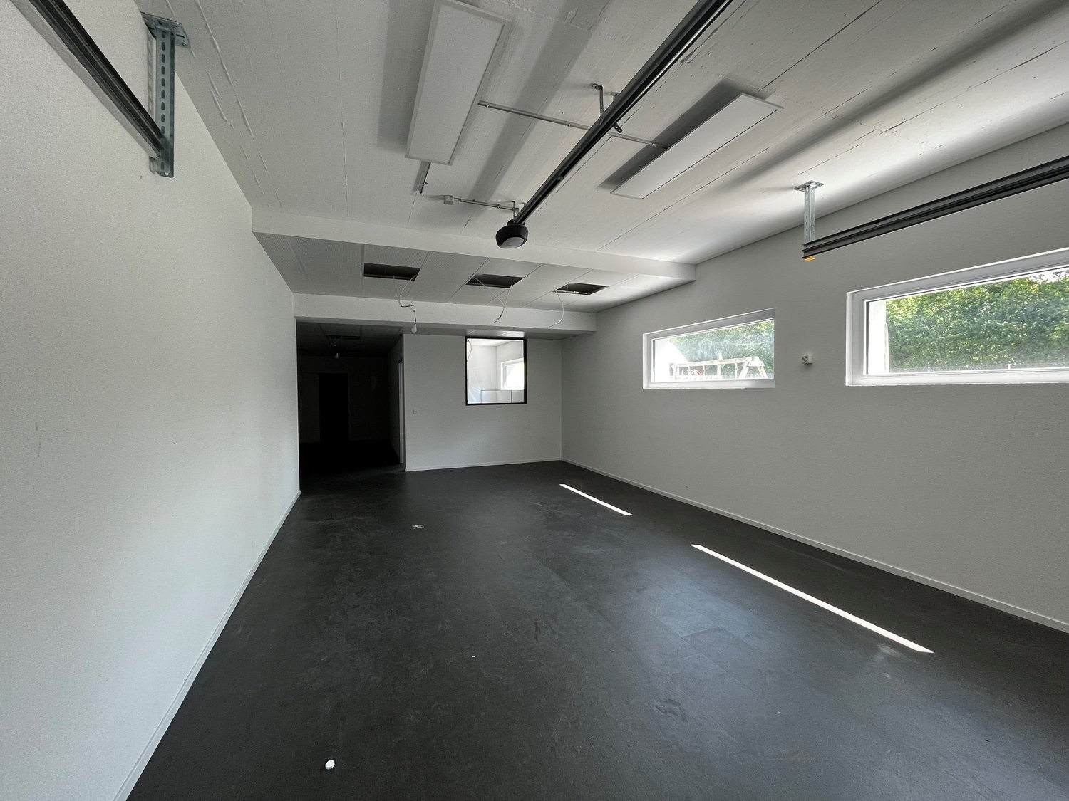 118m² office